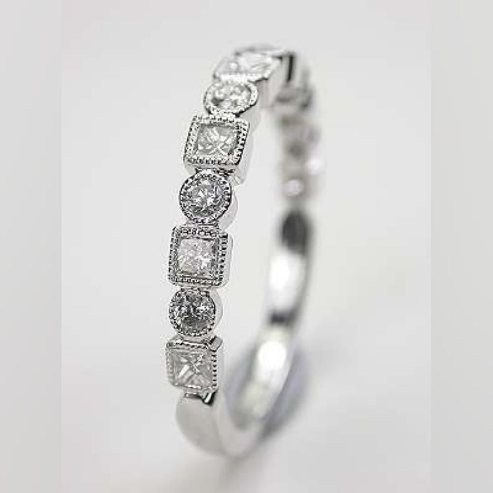 Elegant Silver Women's ring